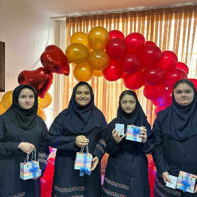 جشن امام زمان در دییرستان دخترانه صالحین